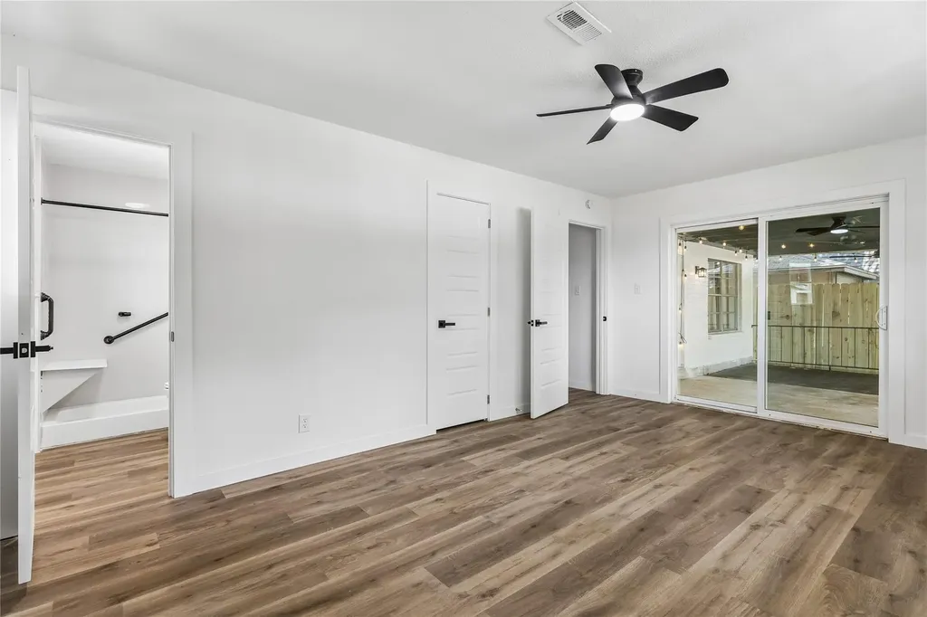 5032 River Oaks Drive Kingsland TX 78639