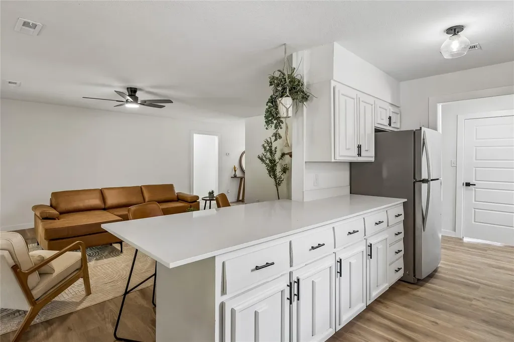 5032 River Oaks Drive Kingsland TX 78639