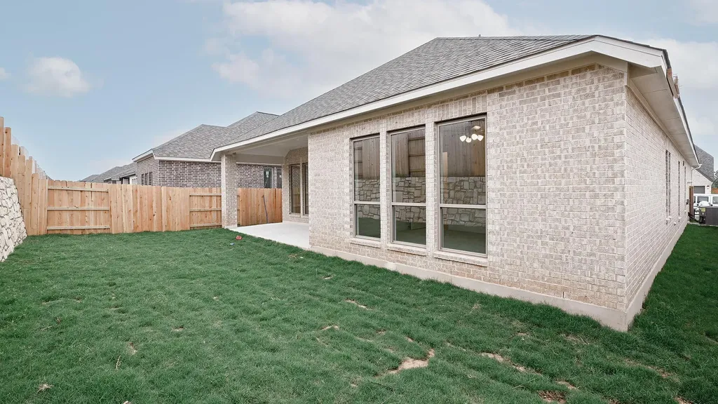 601 Bay Breeze Drive Kyle TX 78640
