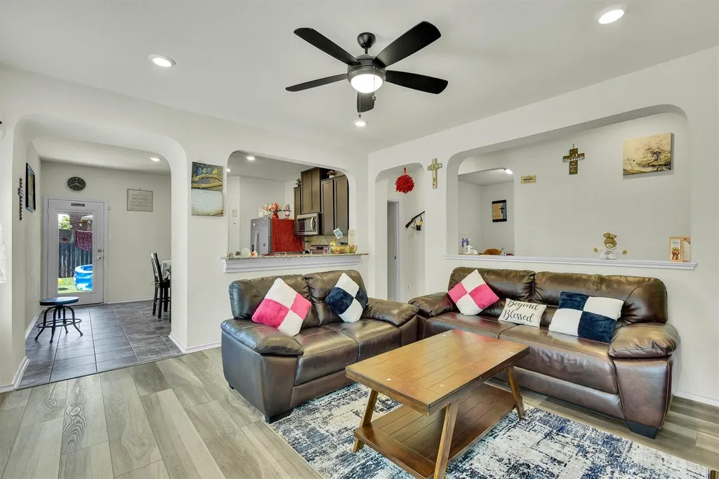2950 E Old Settlers Boulevard Round Rock TX 78665