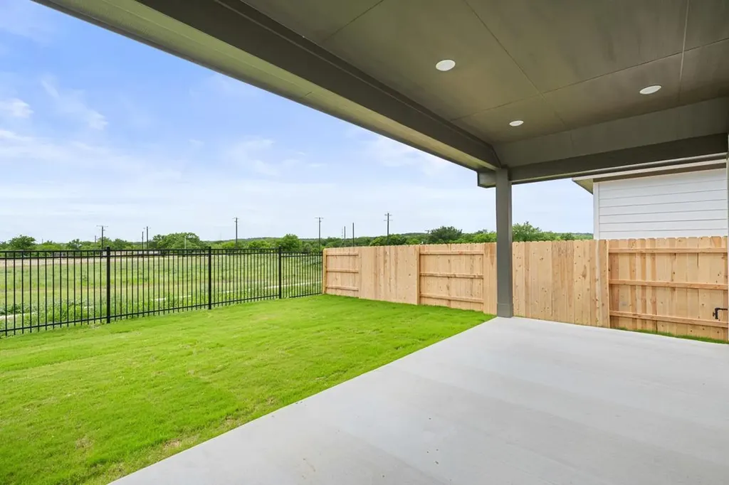 16201 Smithers Road Manor TX 78653