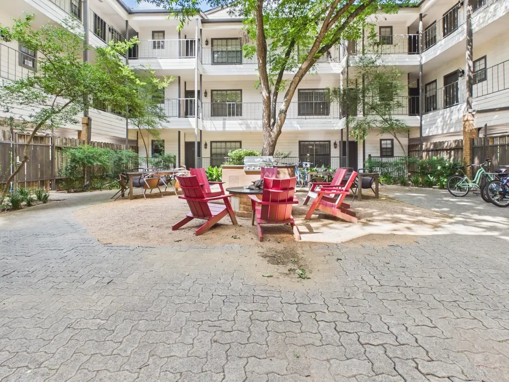 203 E 31st Street Austin TX 78705