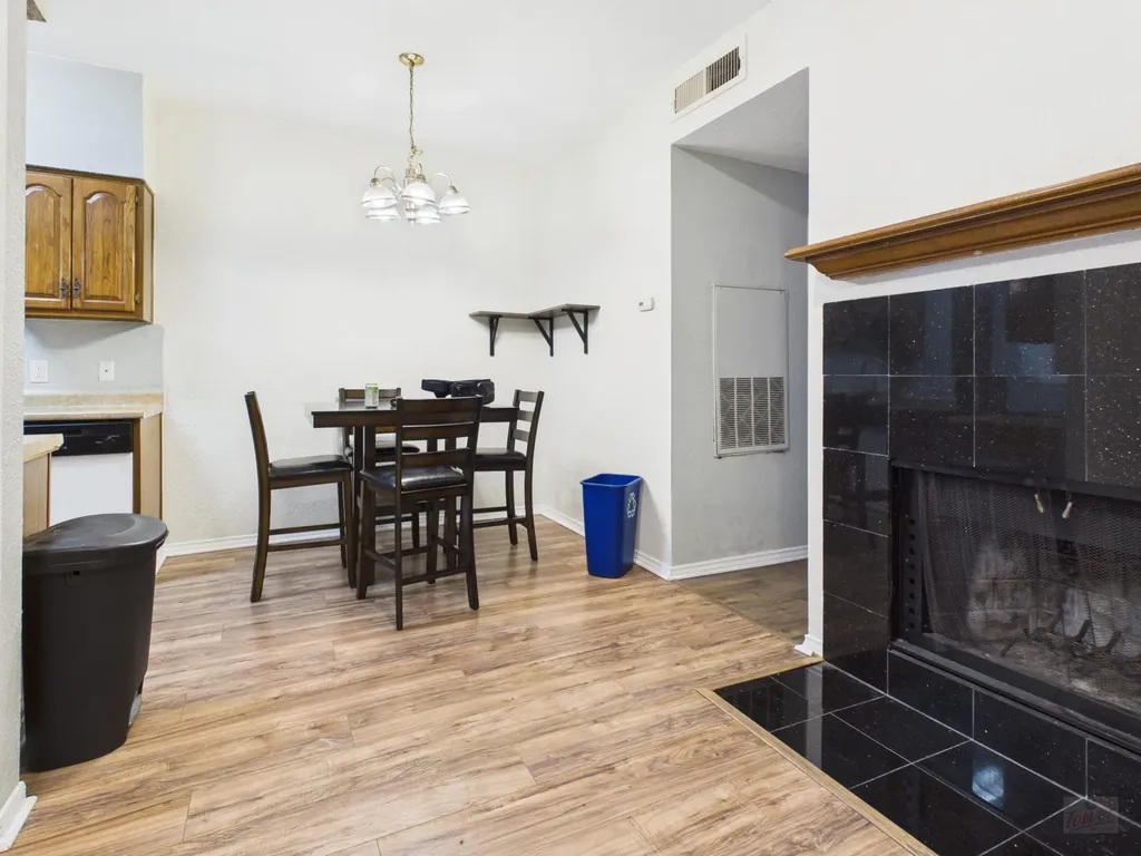 203 E 31st Street Austin TX 78705