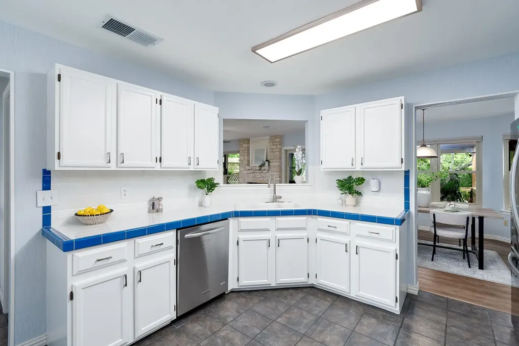 12609 Cantle Trail Austin TX 78727