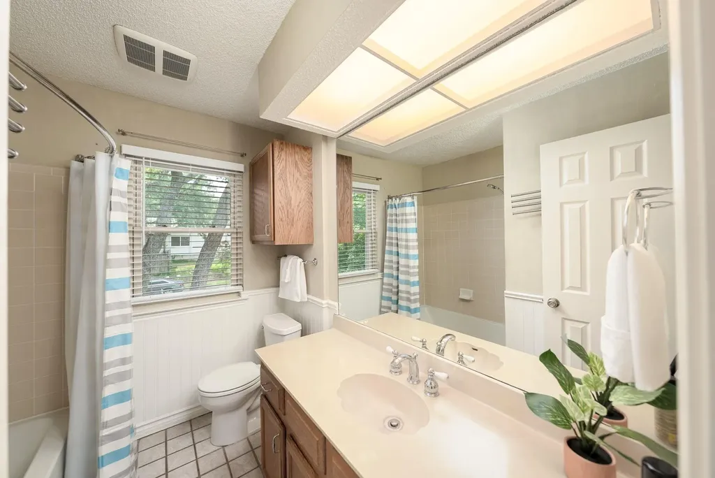 12609 Cantle Trail Austin TX 78727