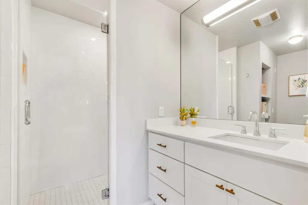 3601 Las Colinas Drive Austin TX 78731