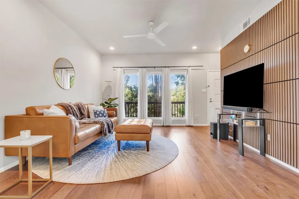 3601 Las Colinas Drive Austin TX 78731