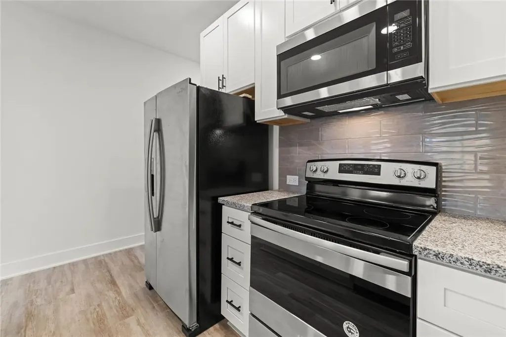 21201 Portsmouth #2 Cove Lago Vista TX 78645