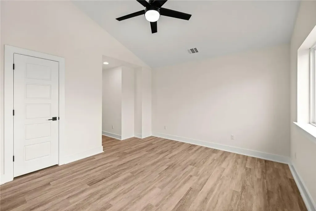 21201 Portsmouth #2 Cove Lago Vista TX 78645