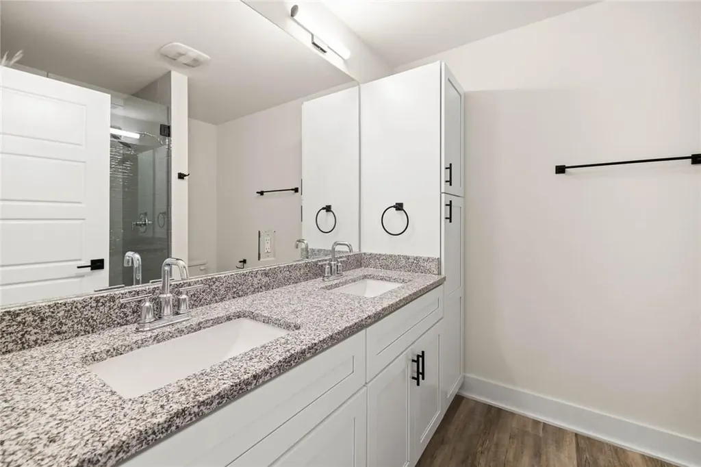 21201 Portsmouth #2 Cove Lago Vista TX 78645