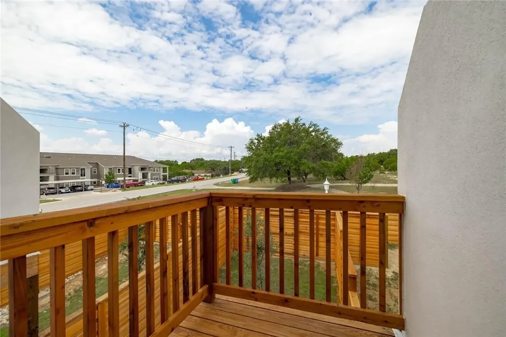 21201 Portsmouth #2 Cove Lago Vista TX 78645