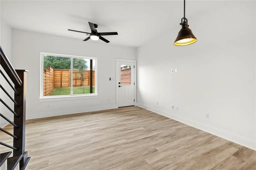 21201 Portsmouth #2 Cove Lago Vista TX 78645