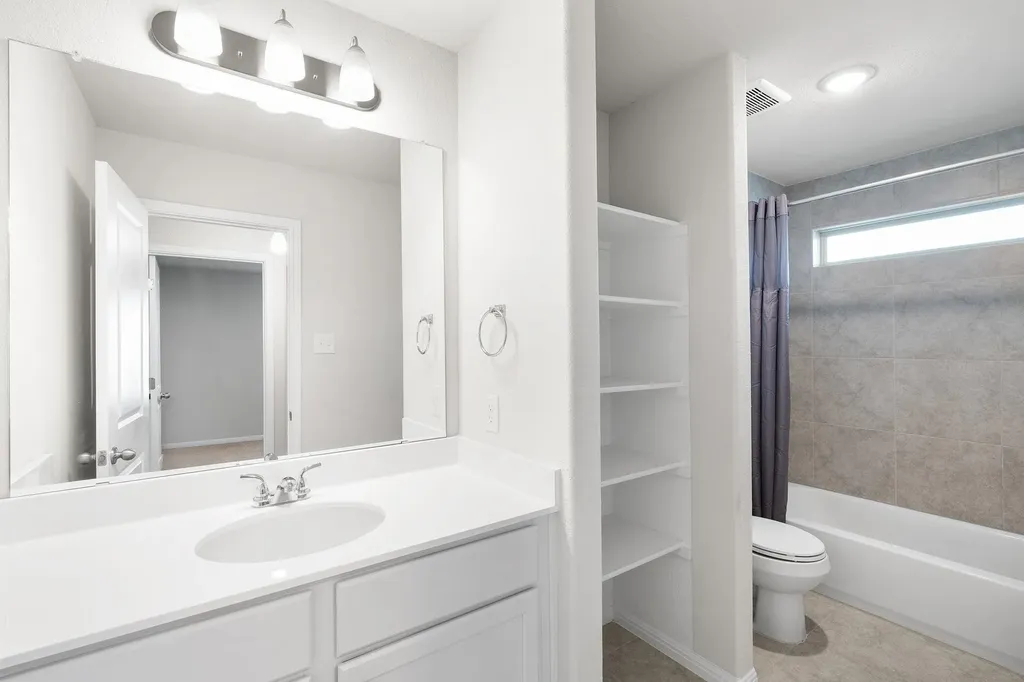 195 White Horses Drive Kyle TX 78640