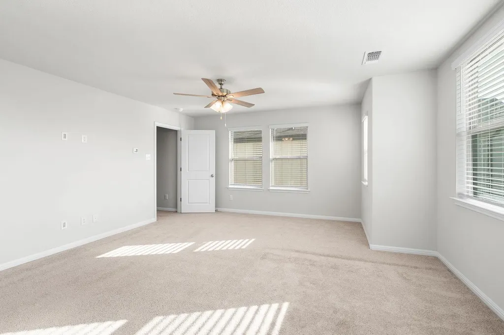 195 White Horses Drive Kyle TX 78640