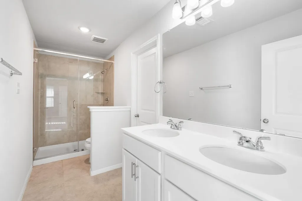 195 White Horses Drive Kyle TX 78640