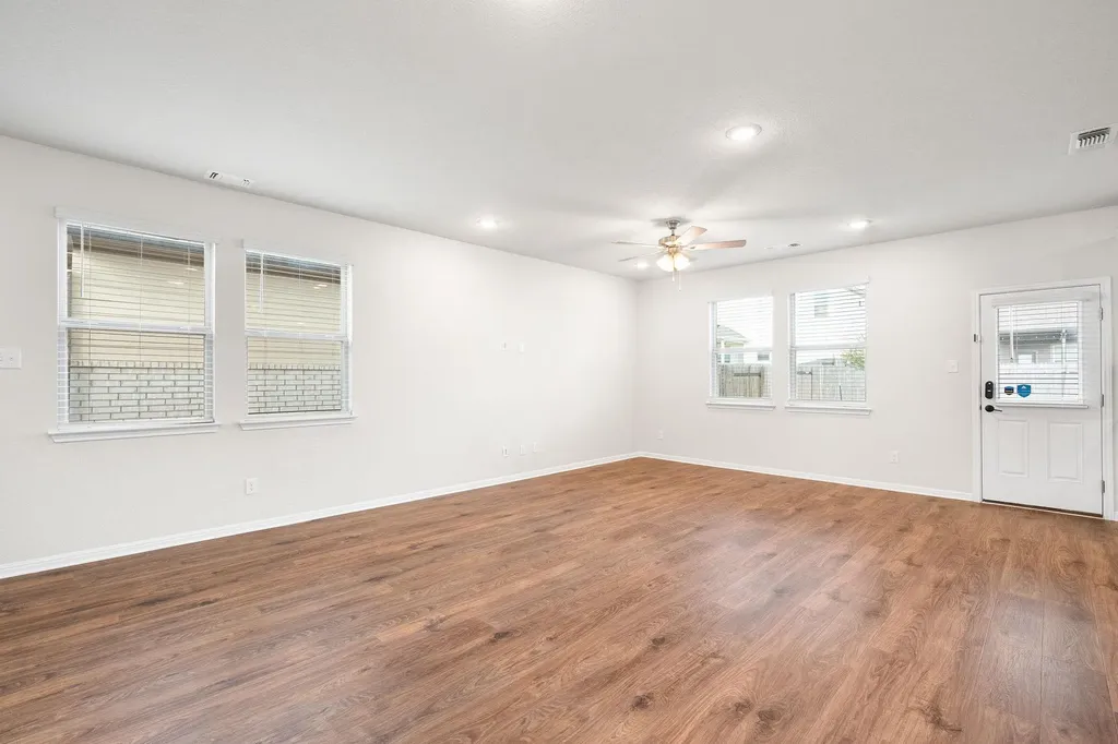 195 White Horses Drive Kyle TX 78640