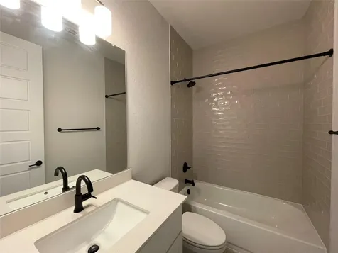 1546 Escarpment New Braunfels TX 78132