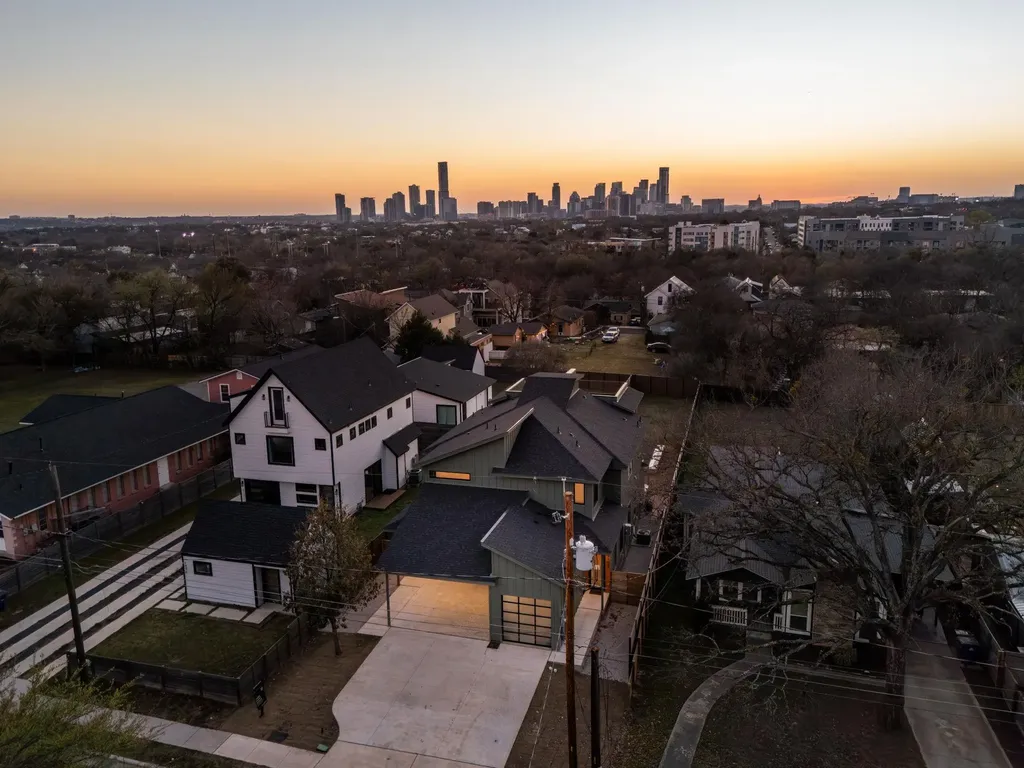 1610 Harvey Street Austin TX 78702