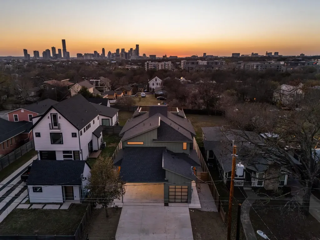 1610 Harvey Street Austin TX 78702