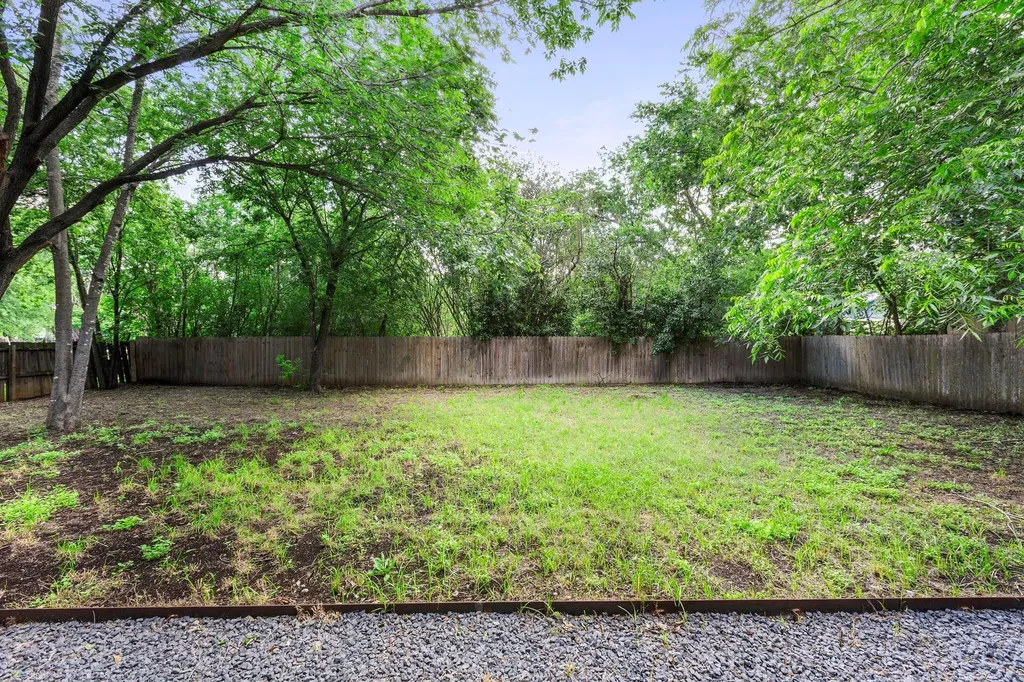 700 S Church Street Lockhart TX 78644