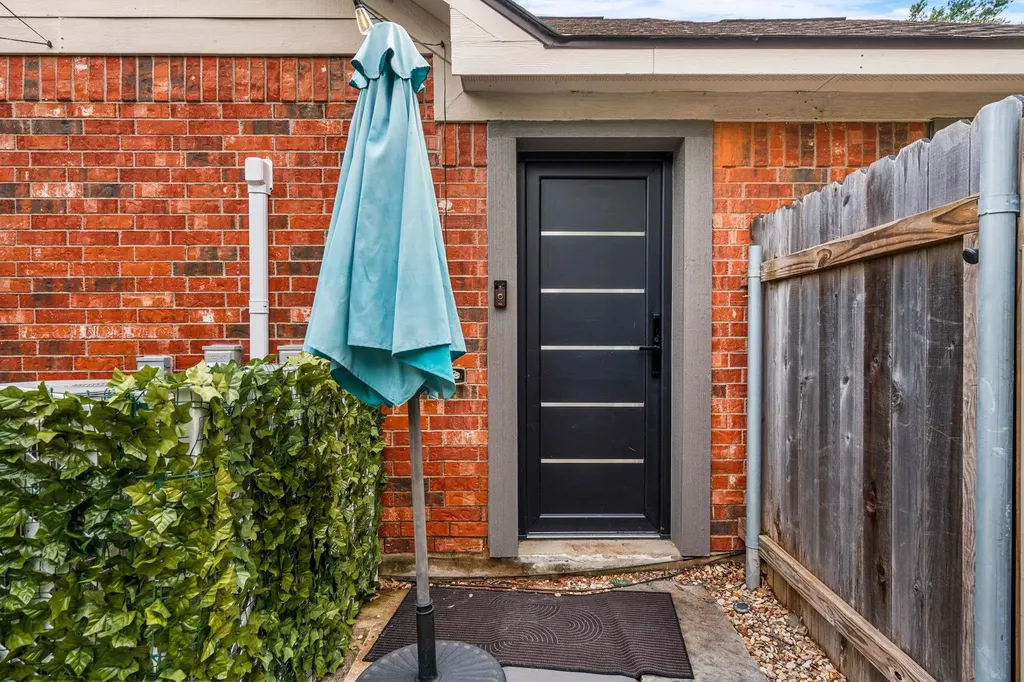 7713 Black Mountain Drive Austin TX 78736