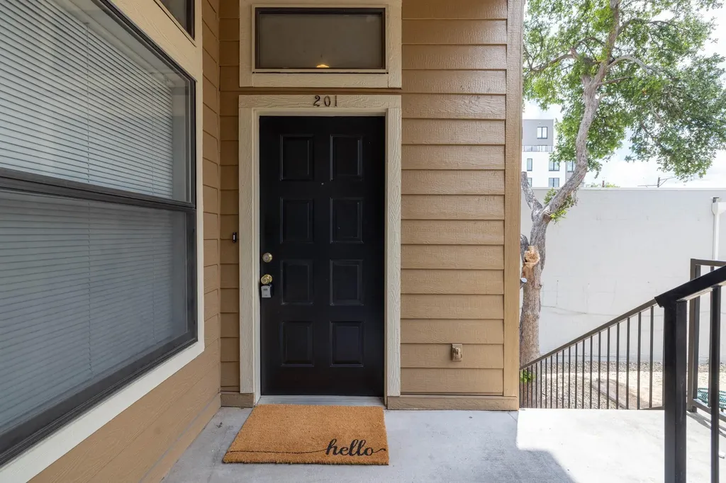 2802 Nueces Street Austin TX 78705