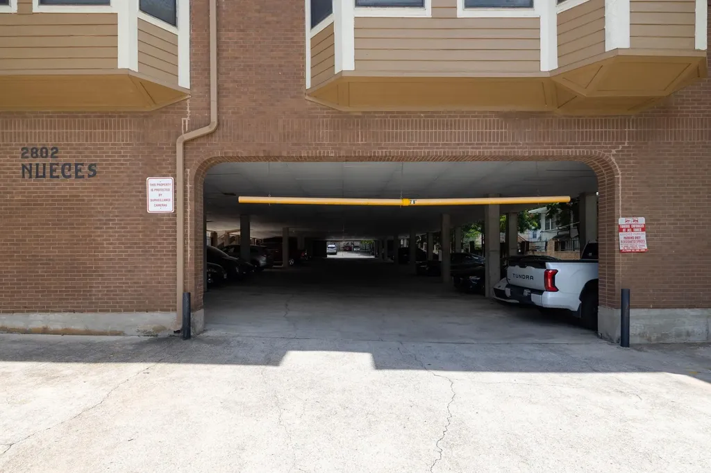2802 Nueces Street Austin TX 78705
