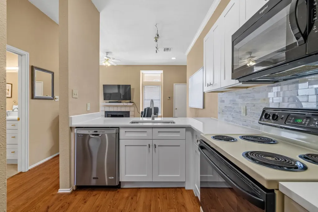 2802 Nueces Street Austin TX 78705