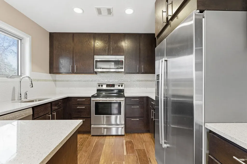 904 West Avenue Austin TX 78701