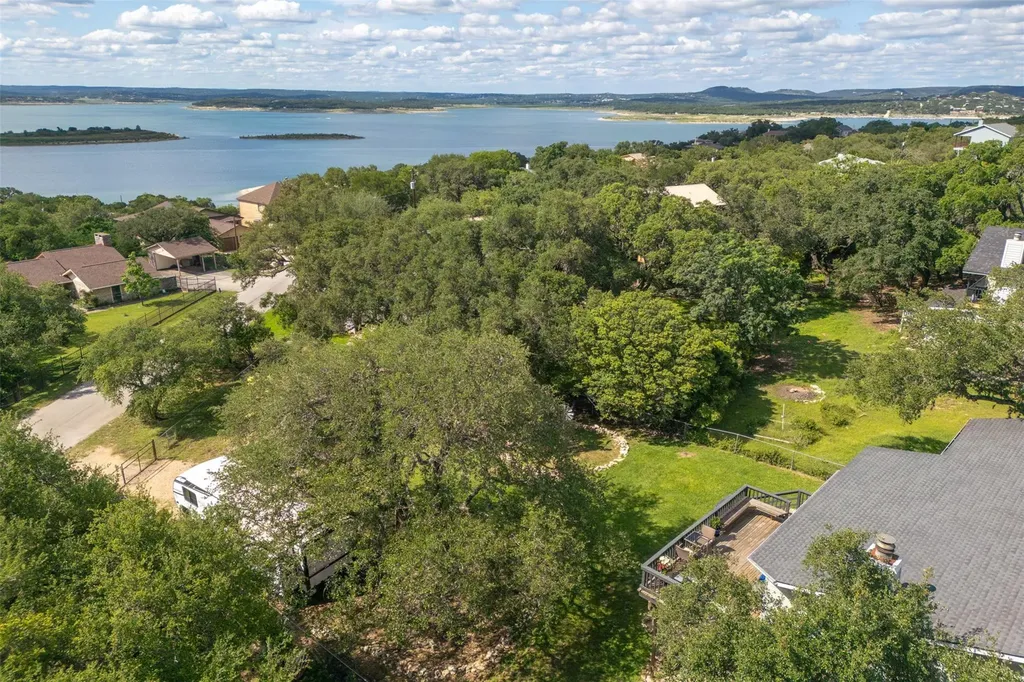 1215 Amanda Drive Canyon Lake TX 78133