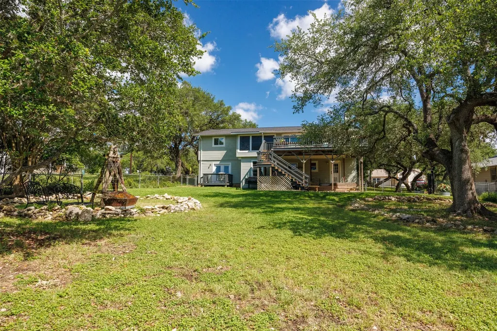 1215 Amanda Drive Canyon Lake TX 78133