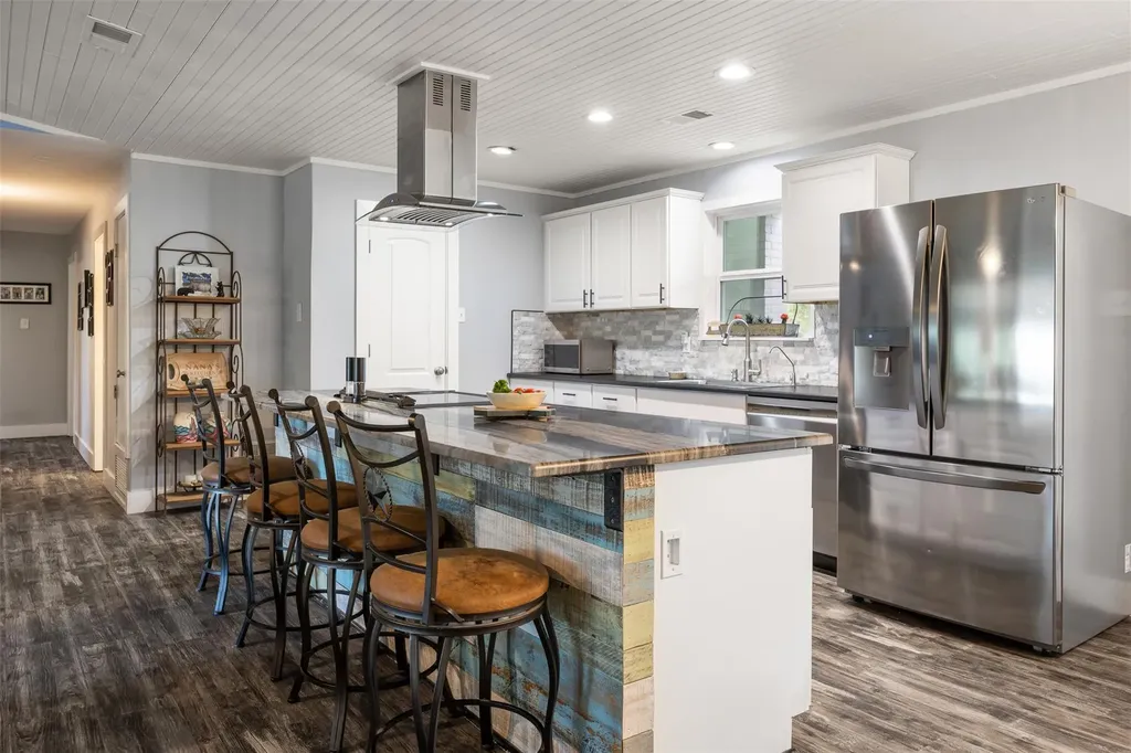 1215 Amanda Drive Canyon Lake TX 78133