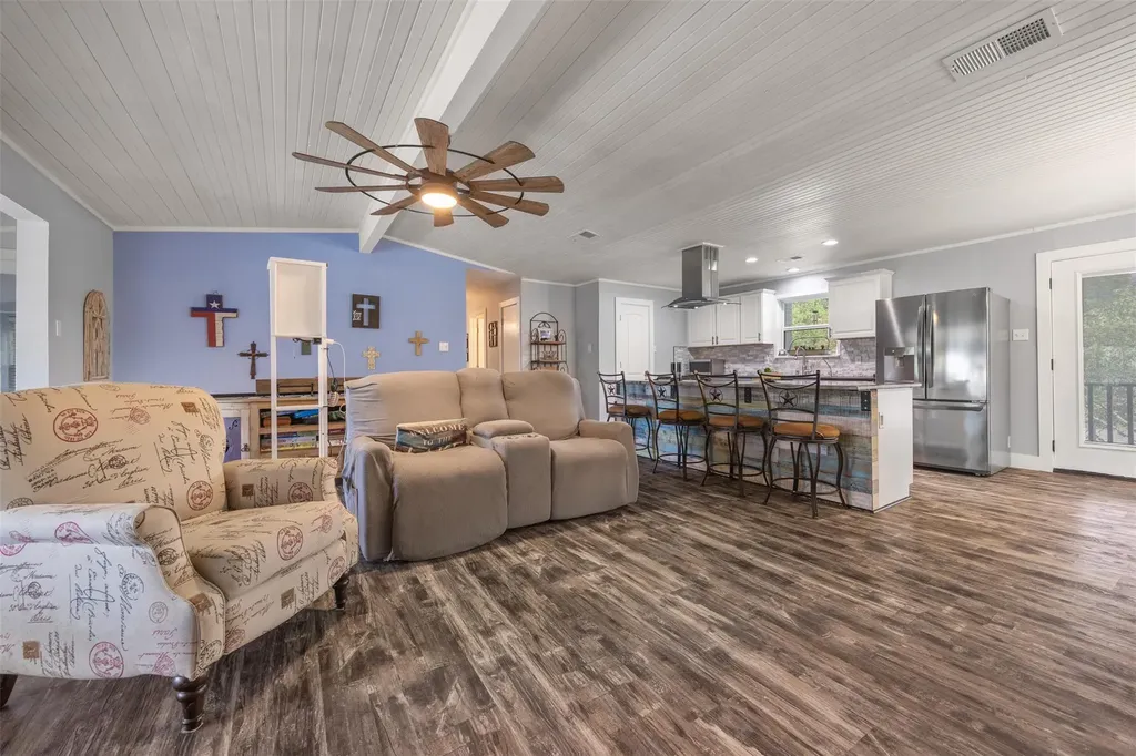 1215 Amanda Drive Canyon Lake TX 78133