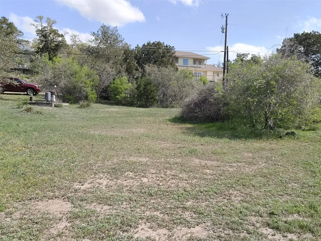19920 Siesta Shores Drive Spicewood TX 78669