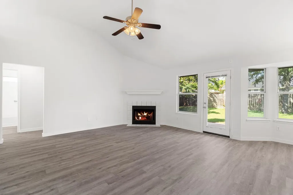 611 Clearcreek Drive Leander TX 78641