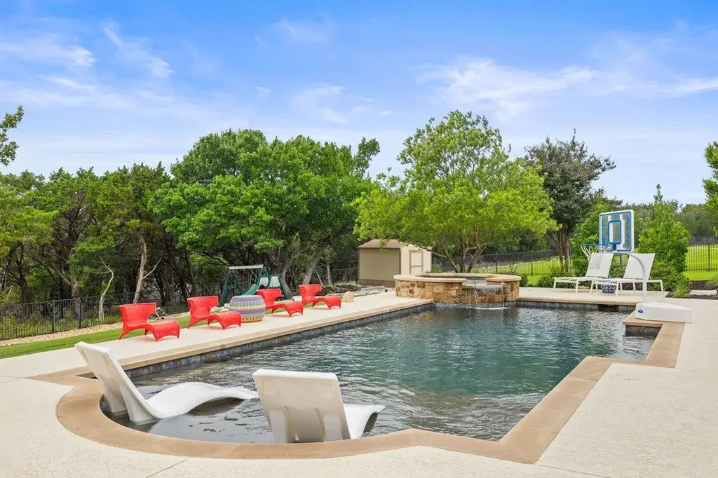 272 Whitney Woods Circle Georgetown TX 78633