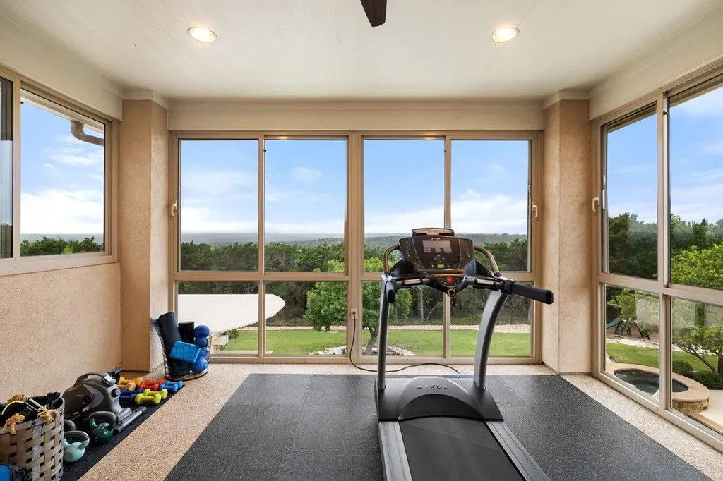 272 Whitney Woods Circle Georgetown TX 78633