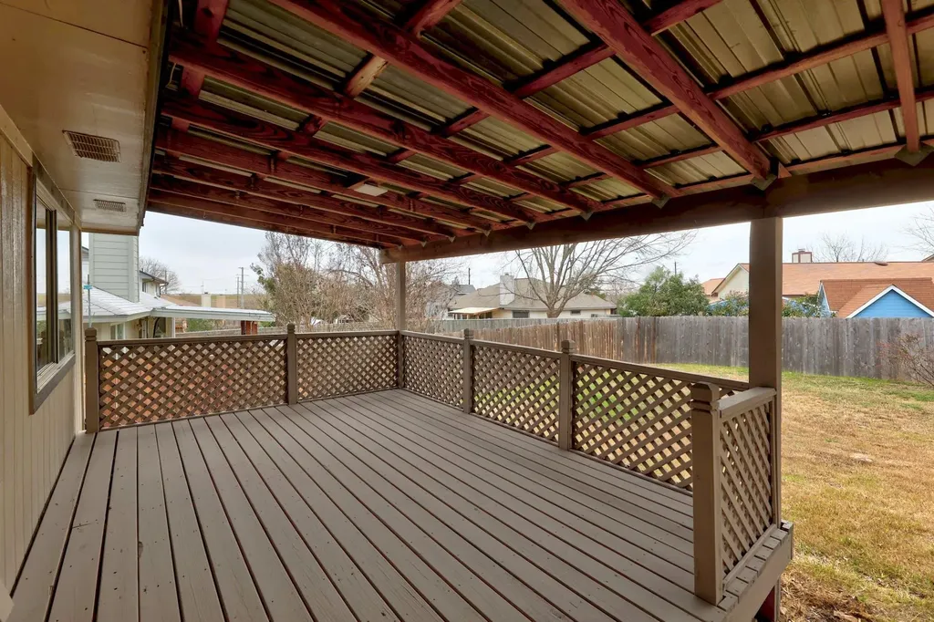 214 Crystal Knoll Boulevard Georgetown TX 78626