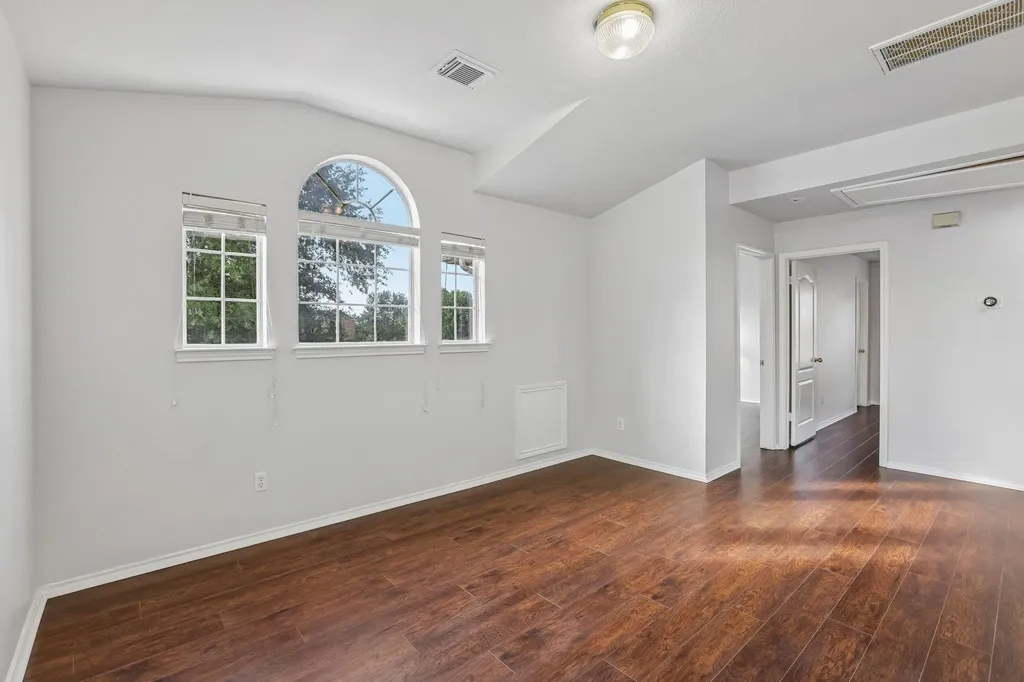 1721 Long Rifle Drive Austin TX 78754