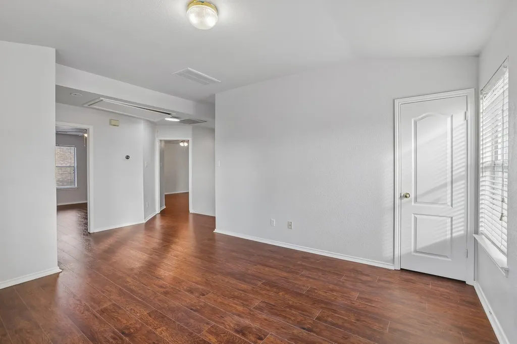 1721 Long Rifle Drive Austin TX 78754