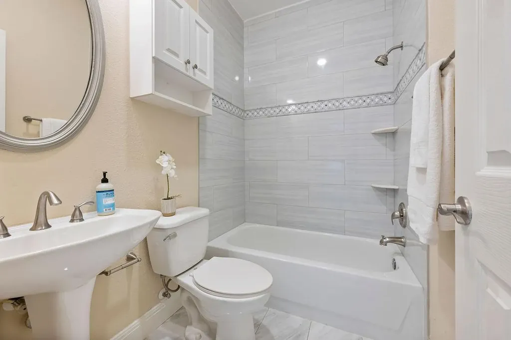 10637 Indigo Broom Loop Austin TX 78733