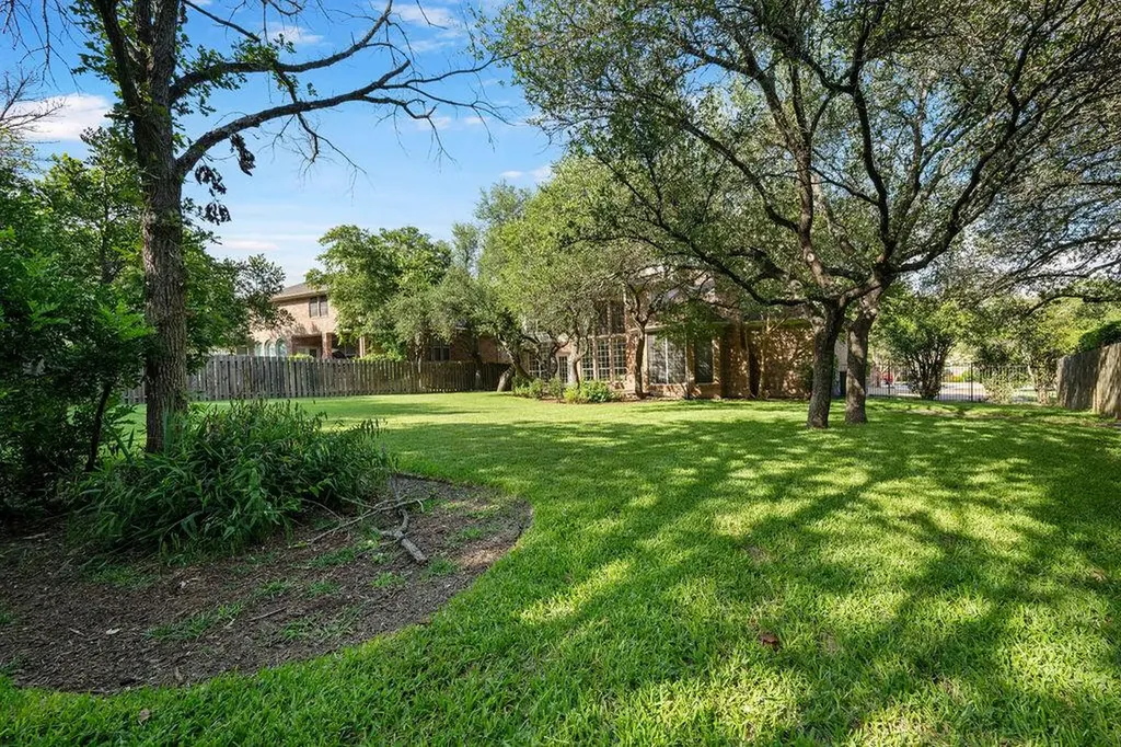 10637 Indigo Broom Loop Austin TX 78733