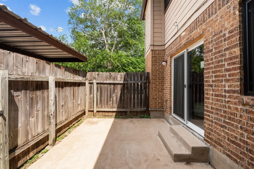 101 S Clearday Drive Austin TX 78745