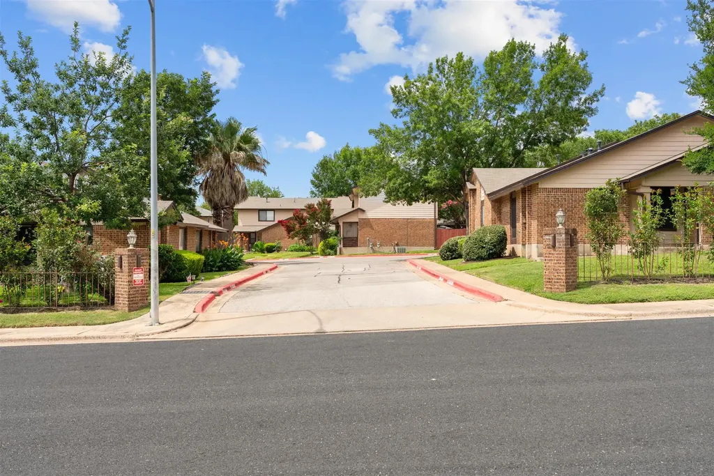 101 S Clearday Drive Austin TX 78745