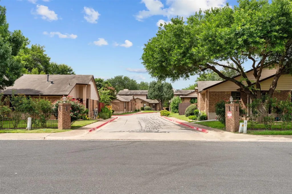 101 S Clearday Drive Austin TX 78745