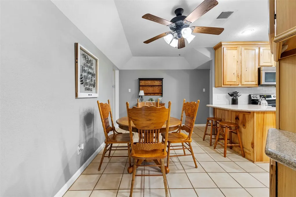 208 Willet Drive Buda TX 78610