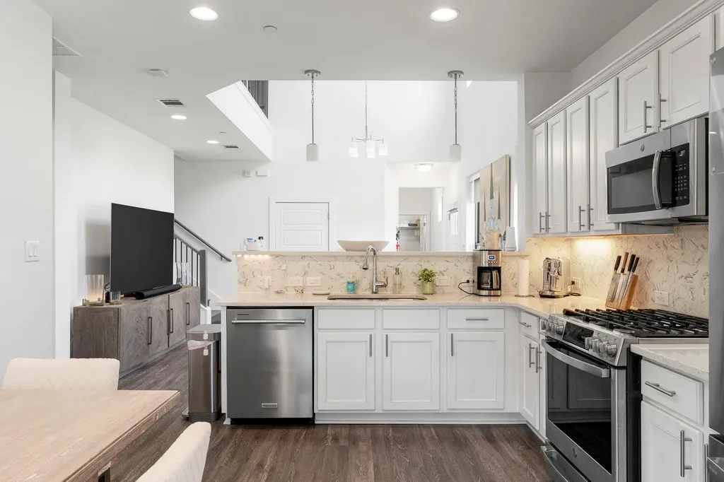 12326 Maypole Bend Austin TX 78717