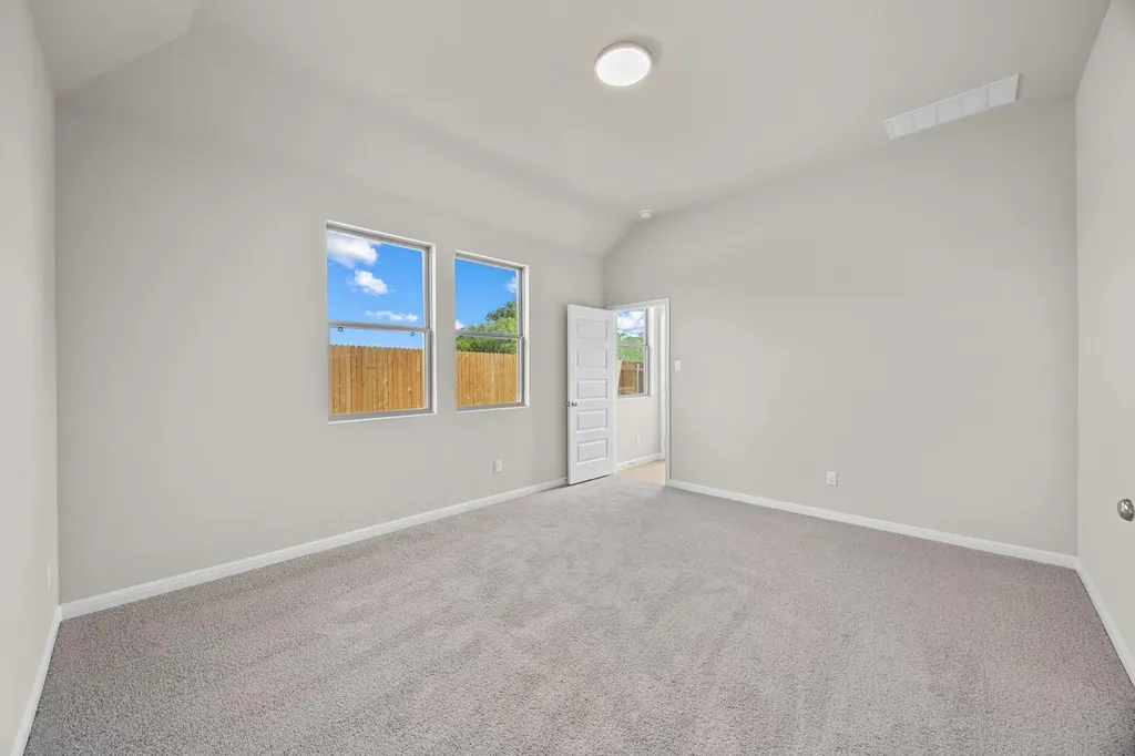 123 Tolo Drive Elgin TX 78621