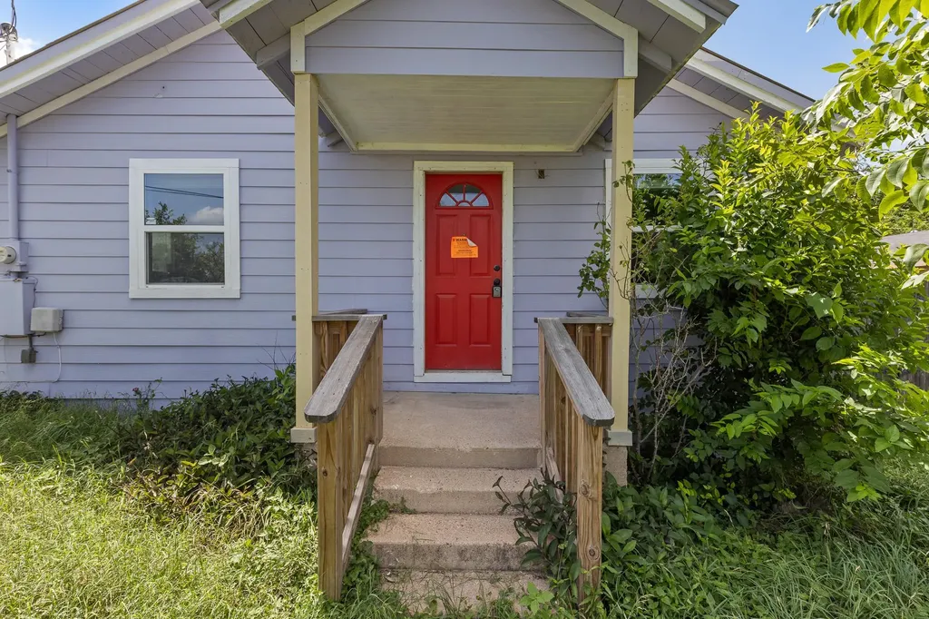 7402 Providence Avenue Austin TX 78752