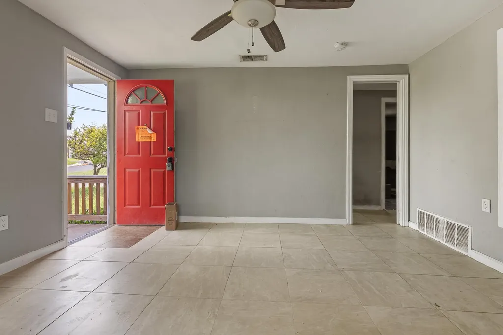 7402 Providence Avenue Austin TX 78752